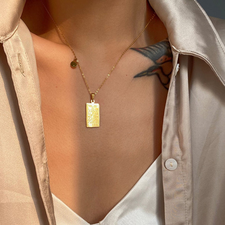 Collier médaille céleste et pampille Plaqué Or 18k