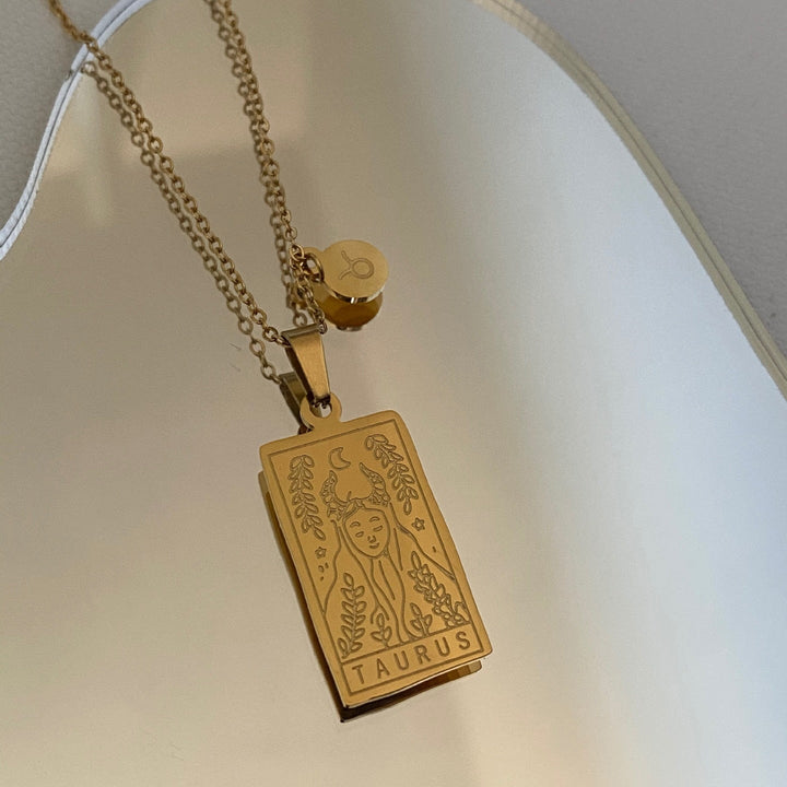 Collier médaille céleste et pampille Plaqué Or 18k