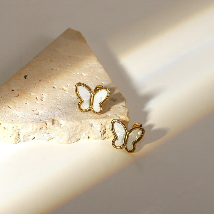 Boucles d'oreilles Papillon Nacre Plaqué Or 18k